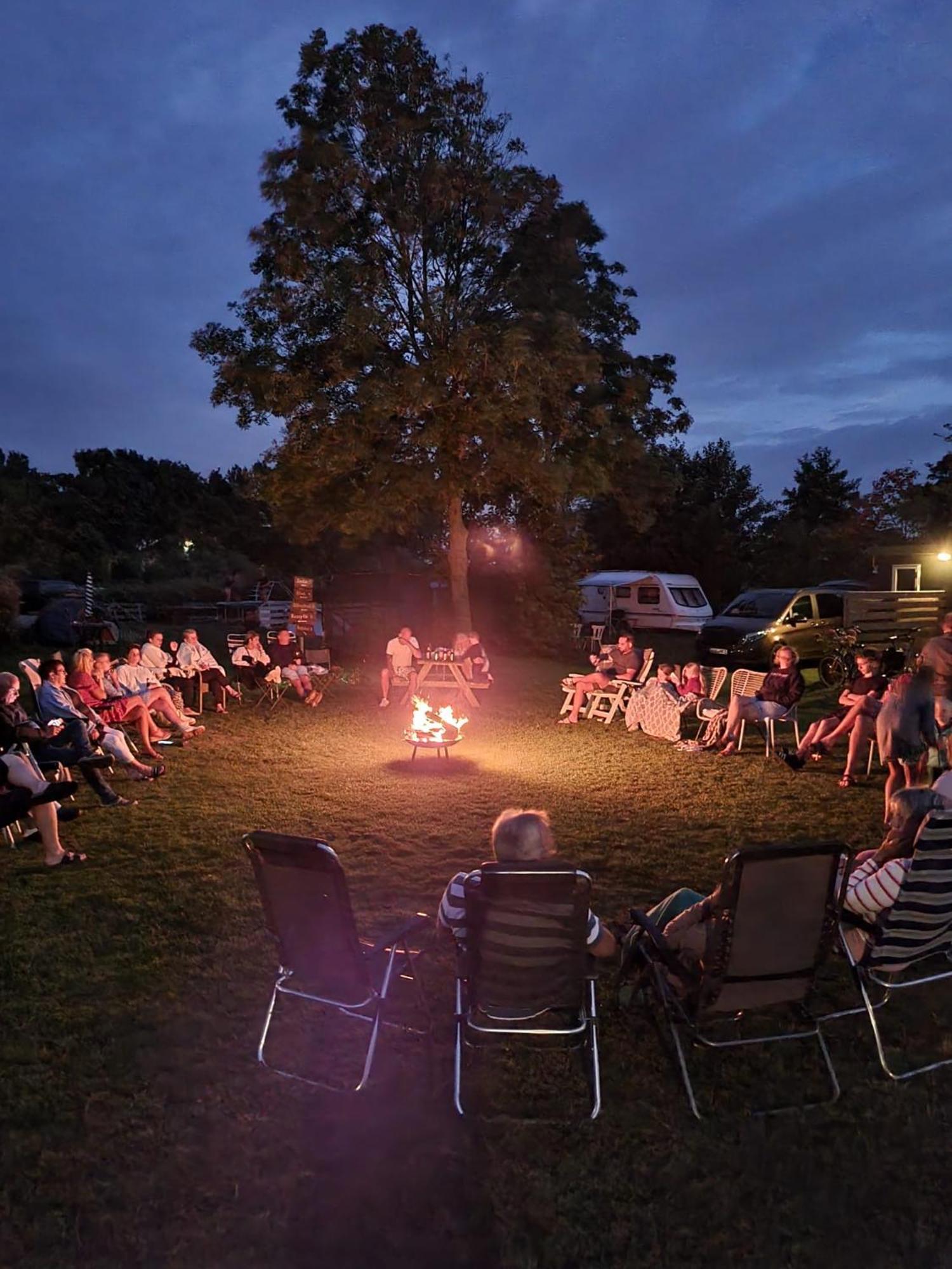 Camping De Tulpenweide Breezand Екстер'єр фото
